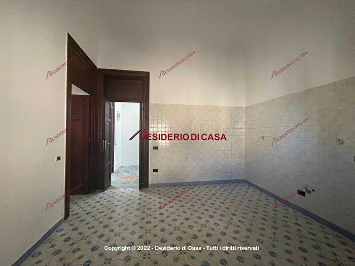 Casa con 6 locali in affitto in Via Lungarini, Casteldaccia