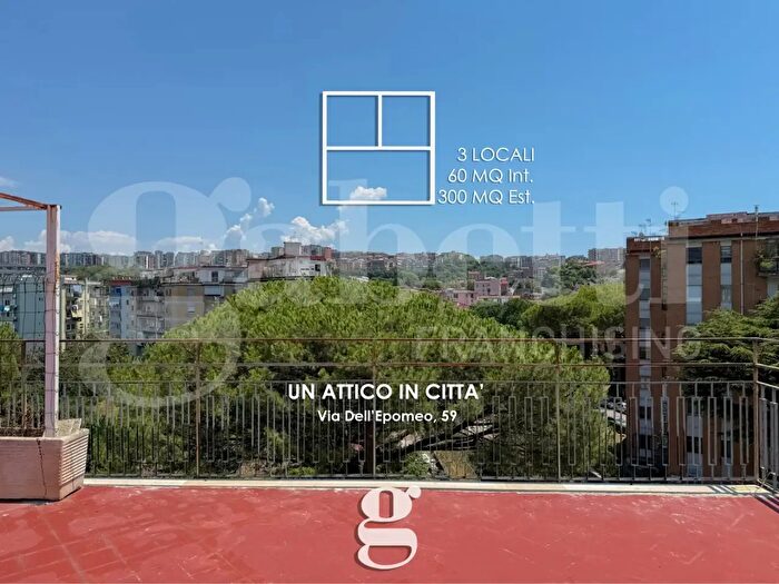 Appartamento trilocale in vendita in Via dell'Epomeo, Napoli