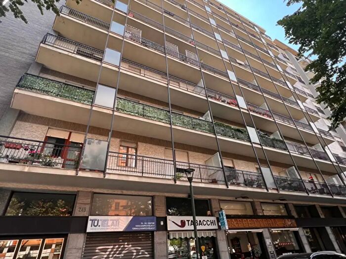 Appartamento trilocale in vendita in Corso Orbassano, Torino