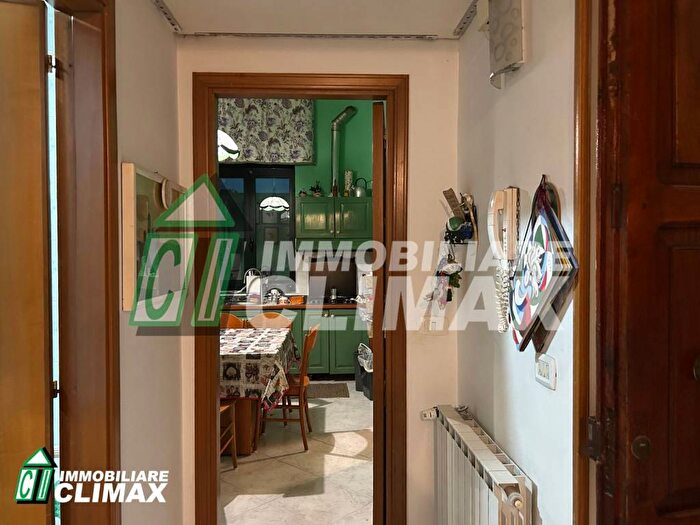 Appartamento con 5 locali in affitto in Viale dei Bersaglieri, Parco degli Aranci, Caserta