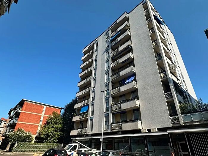 Appartamento bilocale in vendita in Via Fratelli Cervi, Desio