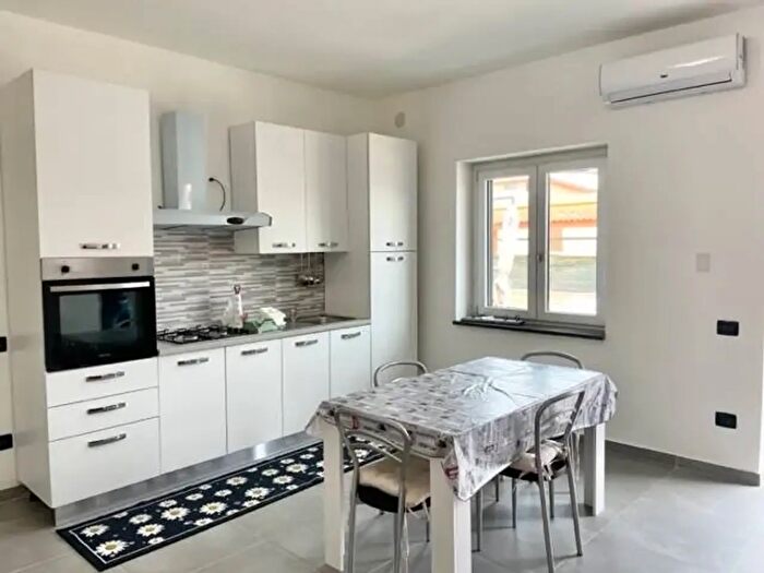Casa quadrilocale in affitto in Borgia
