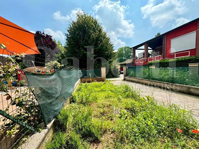 Casa quadrilocale in vendita in Località Sette Pozzi Snc, Malagnino