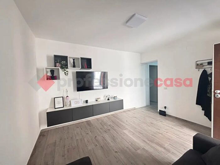 Appartamento bilocale in vendita in Via Operai, Landriano