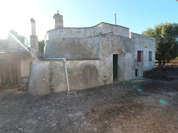 Casa quadrilocale in vendita in Strada Comunale Eredità, Villa Castelli