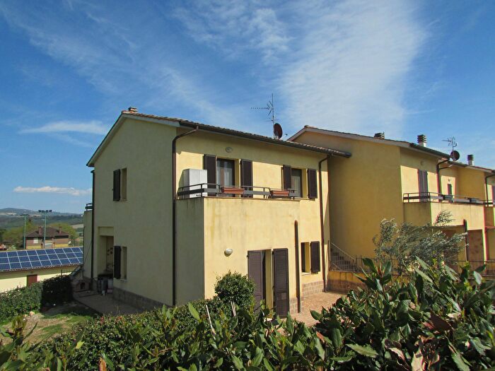 Appartamento quadrilocale in vendita in Loc Madonna del Piano, Monte Castello Di Vibio