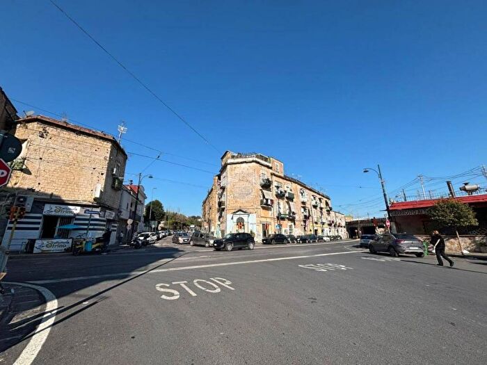 Appartamento bilocale in affitto in Via Nicola Miraglia, Poggioreale, Napoli