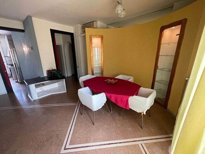 Appartamento quadrilocale in affitto in Via Giovanni da Verrazzano, Goito Montebello, Livorno