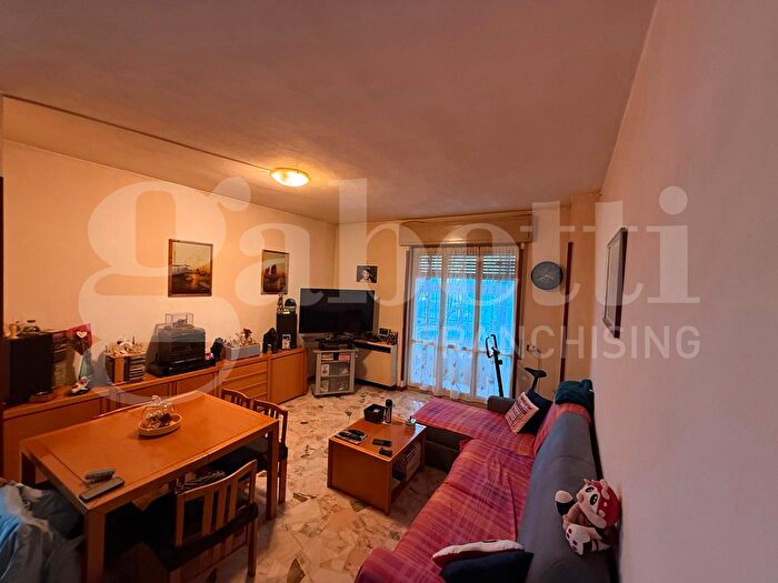 Appartamento trilocale in vendita in Via Colombaio Snc, Lurago DErba