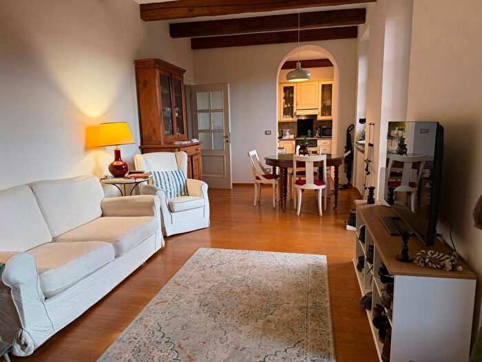 Appartamento trilocale in affitto in Via Roma, Torino