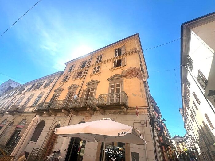 Appartamento bilocale in vendita in Via Vincenzo Gioberti, Vercelli