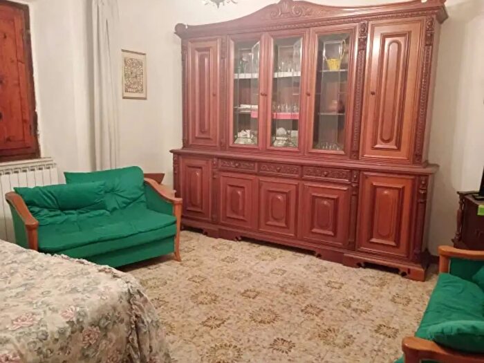 Casa quadrilocale in vendita in Località La Storaia, Vernio