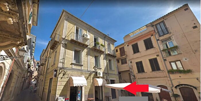 Casa con 10 locali in vendita in Vicolo Annunziata Isernia Isernia, Isernia