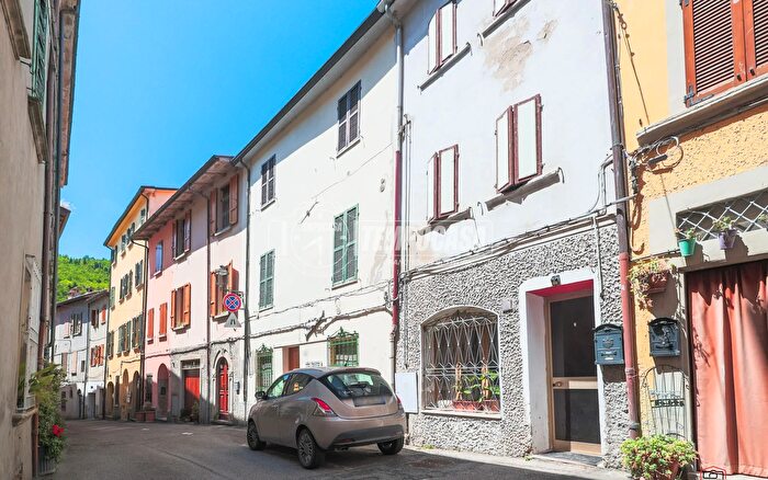 Casa quadrilocale in vendita in Dovadola