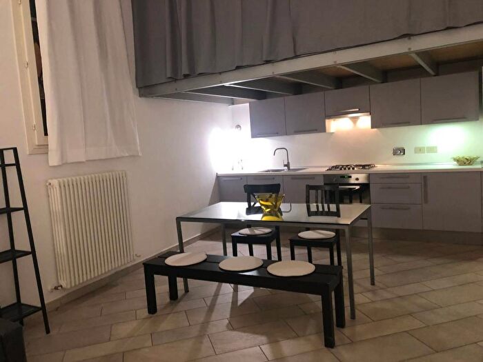 Appartamento bilocale in affitto in Via San Vitale, Centro Storico, Bologna