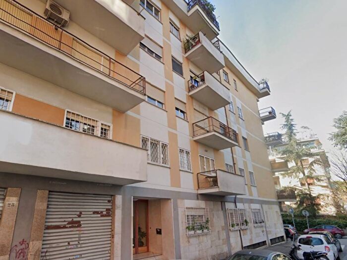 Appartamento quadrilocale in affitto in Via Ruggero Leoncavallo, Africano Villa Chigi, Roma