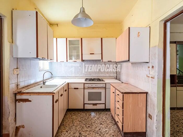 Casa quadrilocale in vendita in Vicolo Tre Ponti, Civitanova Marche