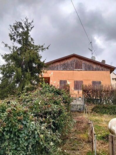 Casa con 6 locali in vendita in Via dellAppennino San Benedetto Val di Sambro, San Benedetto Val Di Sambro