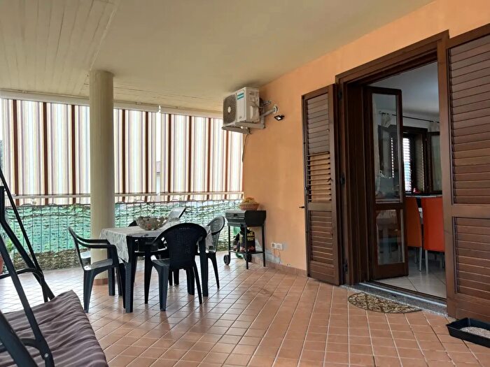 Appartamento con 5 locali in vendita in Via Verduzio a, Casal Velino