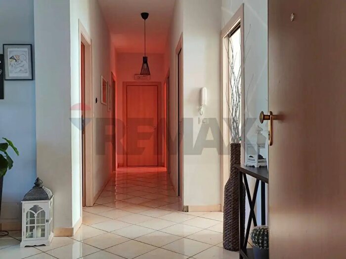 Appartamento con 5 locali in vendita in Villaggio S Antonio Pal l, Camporotondo Etneo