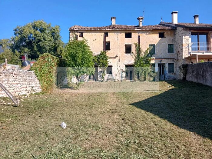 Casa in vendita in Pieve del Grappa