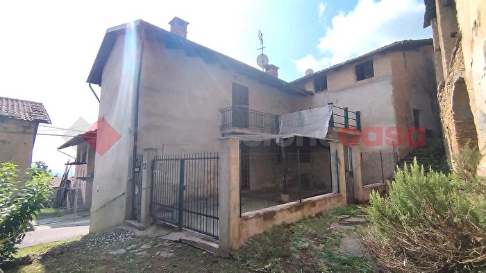 Casa con 5 locali in vendita in Strada Guardia, Cumiana