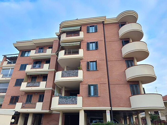 Appartamento trilocale in affitto in Via Torino, Nichelino