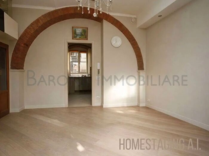 Appartamento quadrilocale in vendita in Via Capaccola, Massa