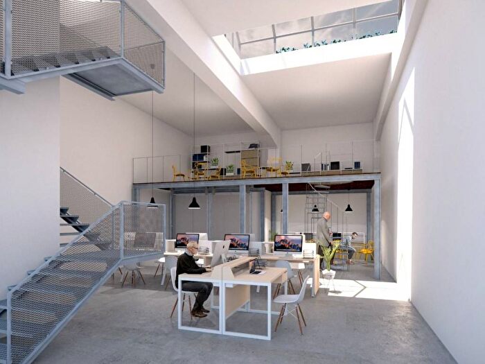 Casa con 6 locali in affitto in Via Galileo Ferraris, Zona Industriale Marina, Napoli