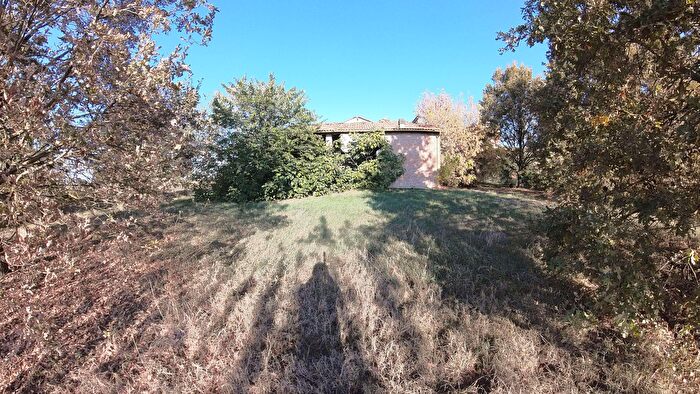 Casa con 10 locali in vendita in Molinella