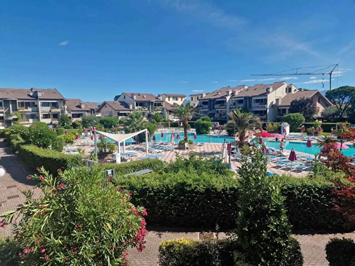 Appartamento bilocale in affitto in Via Giulio Cesare, Desenzano Del Garda