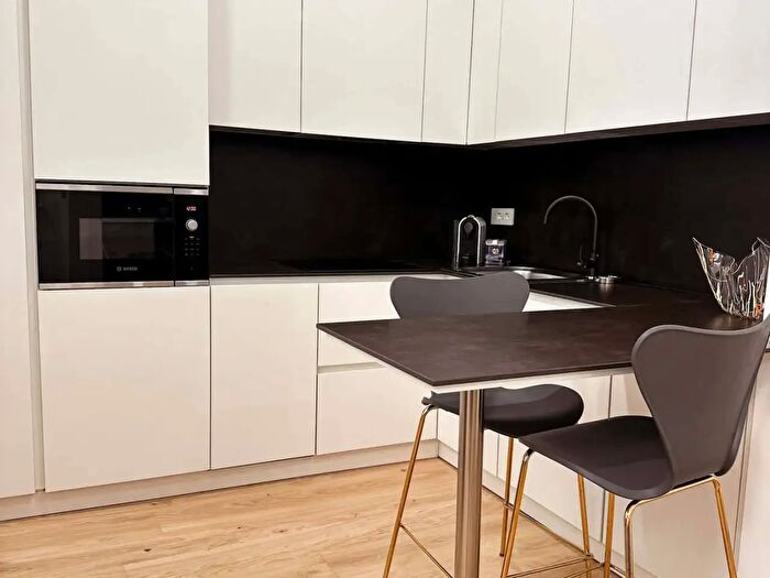 Appartamento monolocale in affitto in Viale Lombardia, Milano