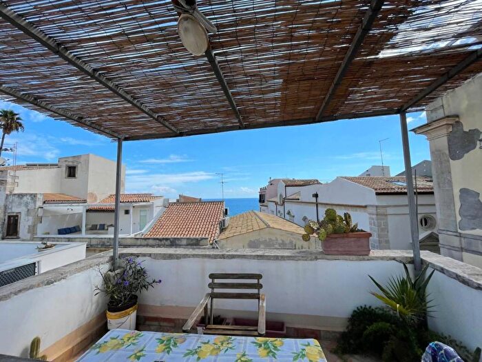 Appartamento con 6 locali in affitto in Via Gian Battista Alagona, Ortigia, Siracusa