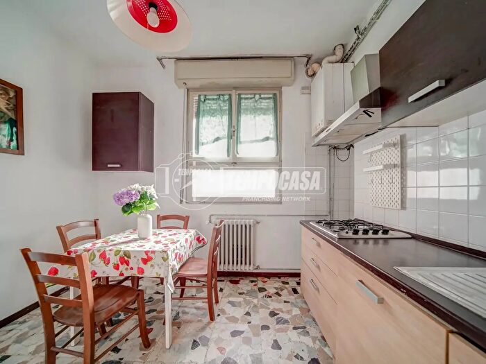 Appartamento bilocale in vendita in Via Montebello, Solbiate Arno