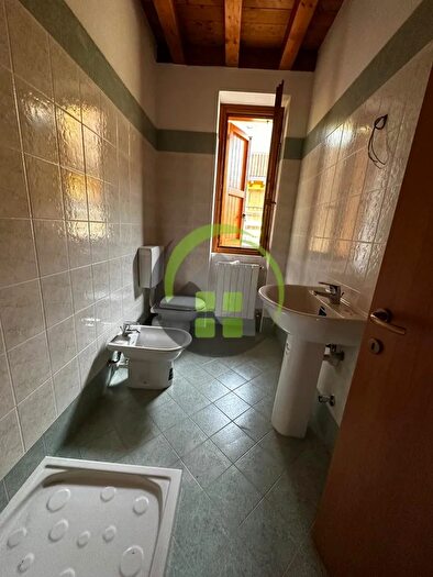 Casa bilocale in vendita in Gazzaniga