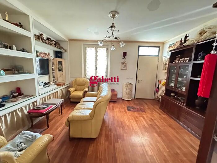 Appartamento con 5 locali in vendita in Rimini