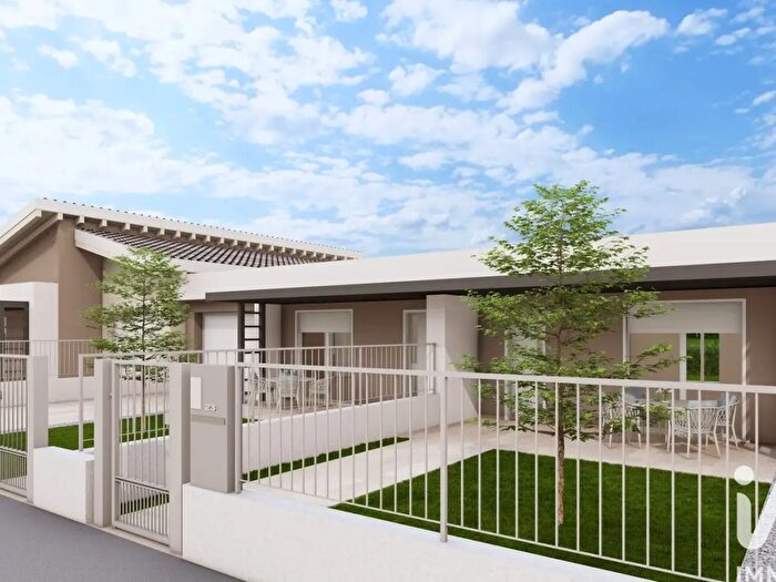 Casa trilocale in vendita in Via Via Ticino, Volta Mantovana