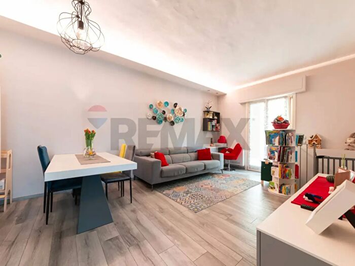 Appartamento quadrilocale in vendita in Via della Costituzione, San Giovanni Valdarno