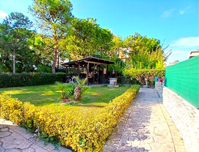 Casa con 6 locali in vendita in San Benedetto Del Tronto