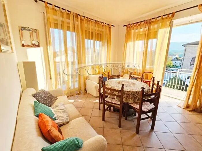 Appartamento con 5 locali in vendita in Via Uberto Ranieri, Umbertide