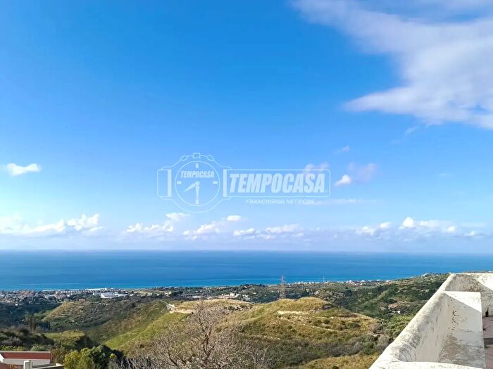 Casa bilocale in vendita in Via Candelora, Villafranca Tirrena