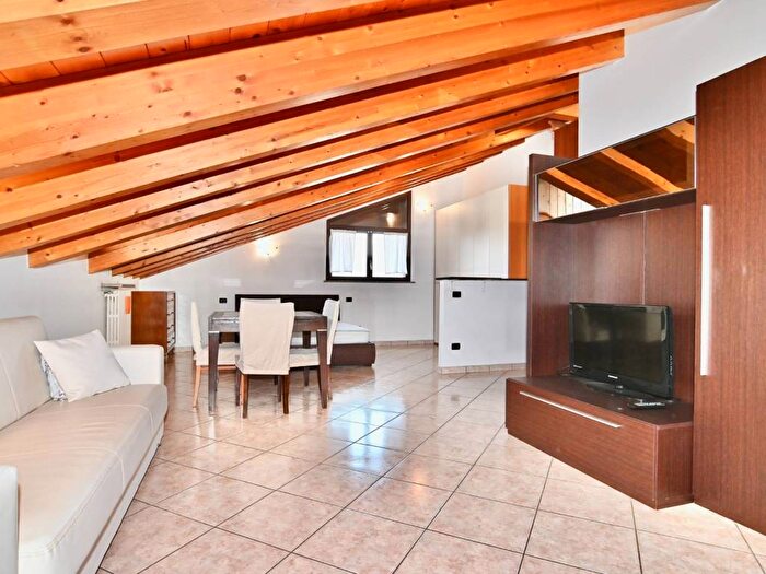 Appartamento monolocale in affitto in Via della Vittoria, Lucernate, Rho