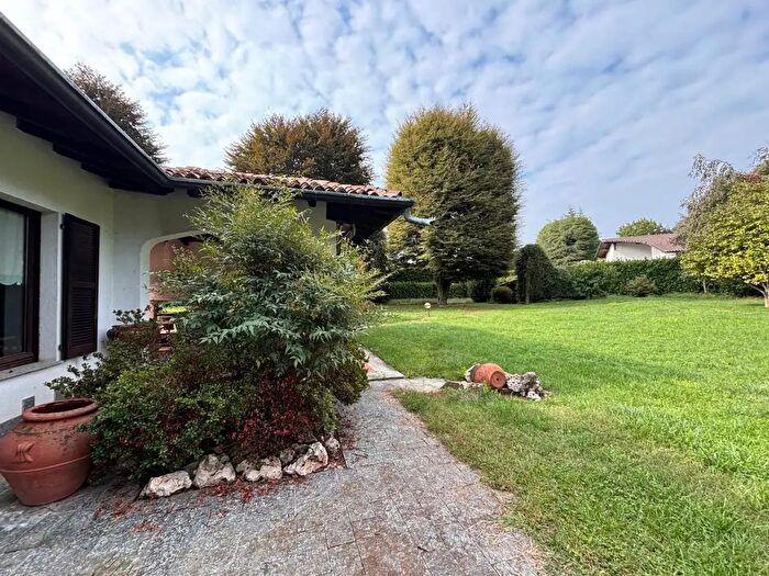 Casa con 5 locali in affitto in Via Cascina Pelada, Cantu'