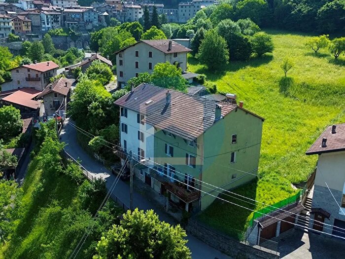 Case in Vendita e in Affitto - 2