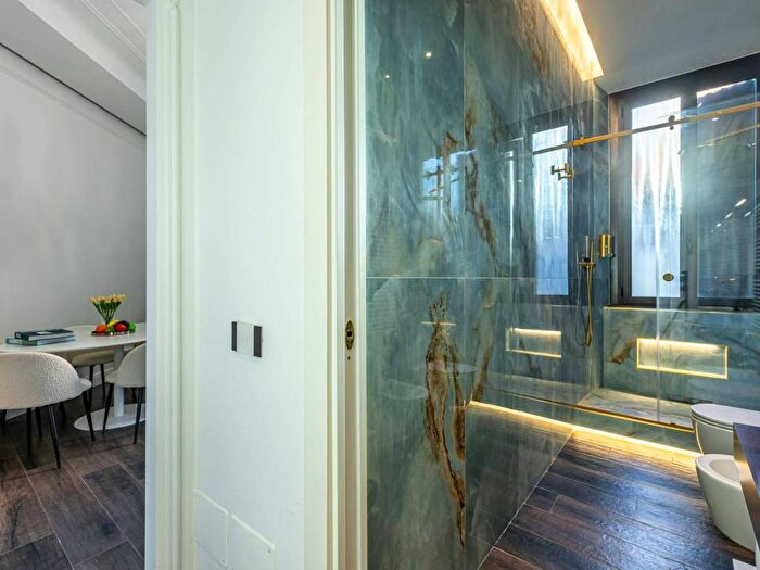 Appartamento monolocale in affitto in Via Giulio e Corrado Venini, Pasteur, Milano