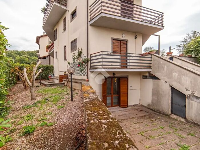 Appartamento bilocale in vendita in Via Vesuvio, Vitorchiano