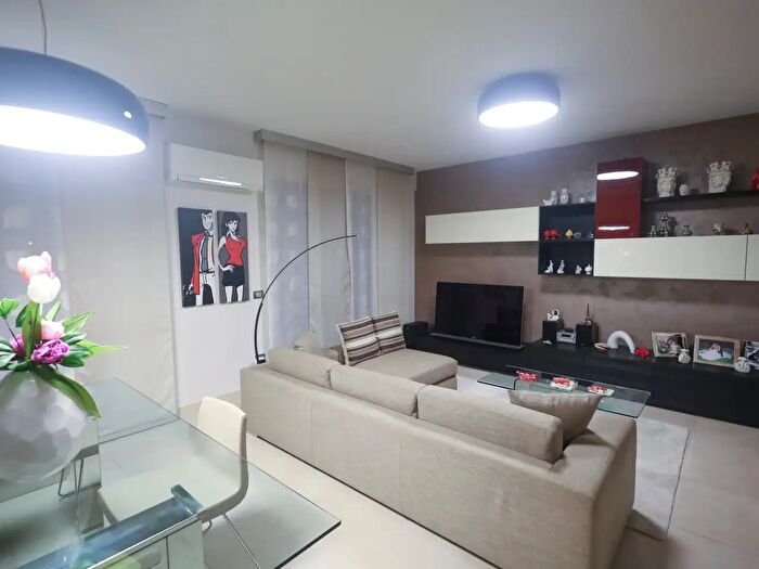 Appartamento quadrilocale in vendita in Via Salvo dAcquisto, San Giovanni La Punta