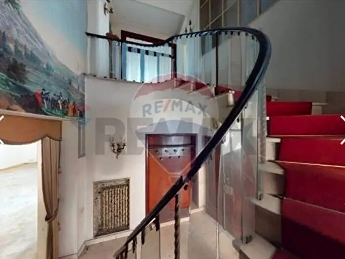 Appartamento con 13 locali in vendita in Corso della Repubblica, Frosinone