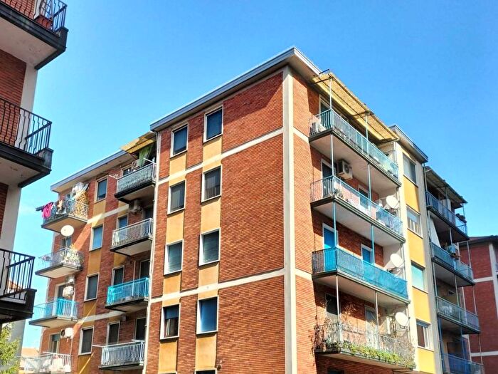 Appartamento bilocale in affitto in Via della Pace, Centro, San Donato Milanese