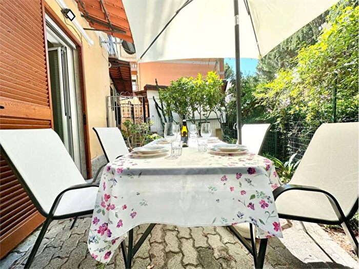 Appartamento bilocale in affitto in CORSO INGLESI, Corso degli Inglesi, Sanremo